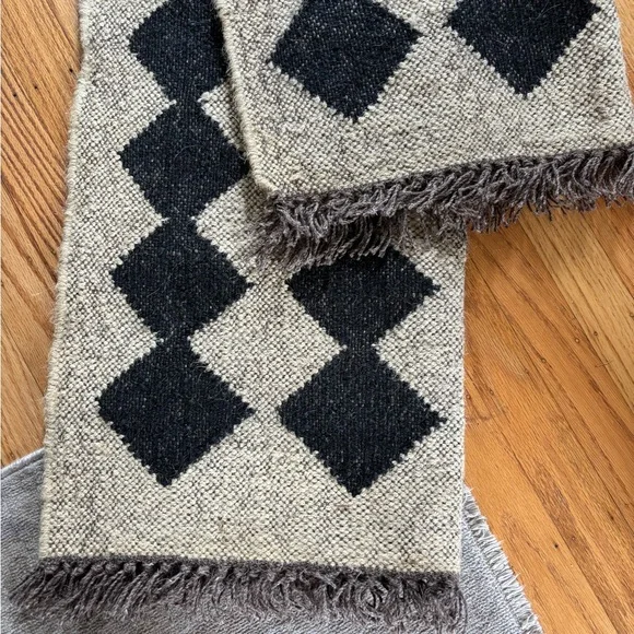 Geometric Black and Cream Runner Rug